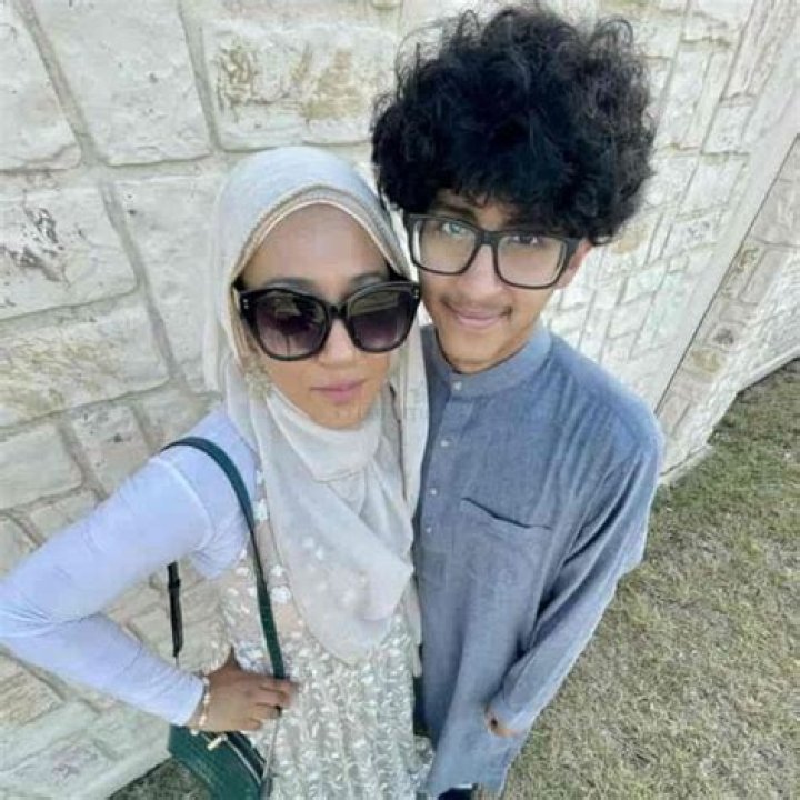 Unveiling The Wife Of Nouman Ali Khan: Valerie De Leon