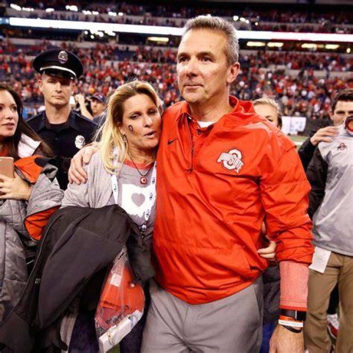 Urban Meyer responds to wife question after viral bar video, dancing