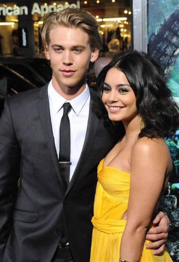 Vanessa Hudgens & Austin Butler's Cutest Photos E! News UK