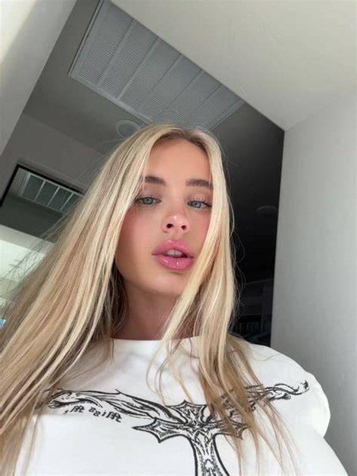 🦄 vega.thompson Vega TikTok