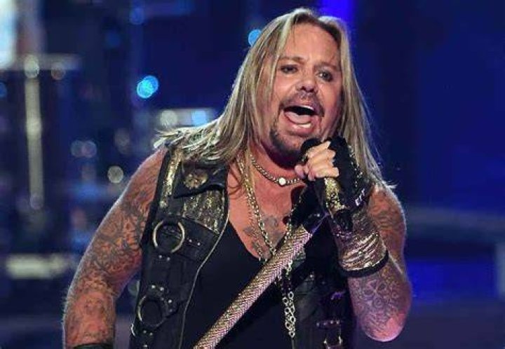 Vince Neil Height, Weight, Age, Girlfriend, Family, Facts, Biography