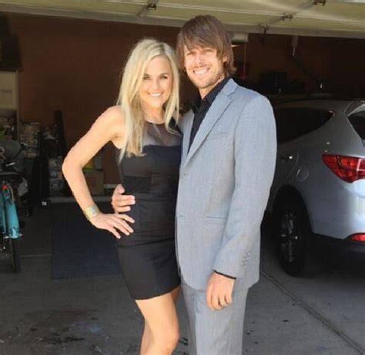 What does Richelle Baddeley do for a living?