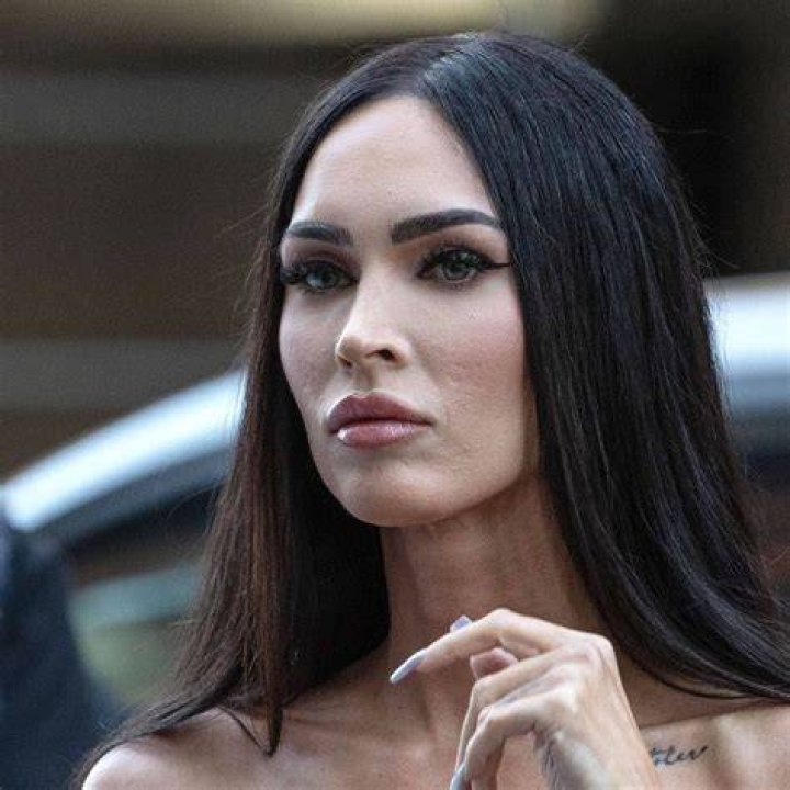 What Happened To Megan Fox&rsquo;s Thumbs? Here's What We Know