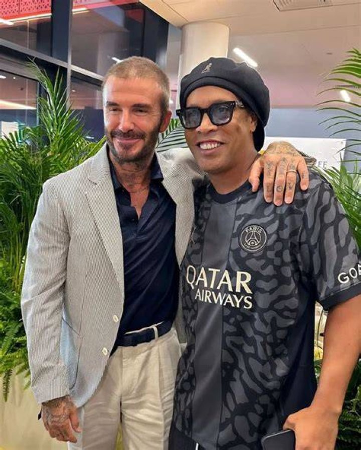 What is Ronaldinho Ga&uacute;cho Height? How tall is Ronaldinho Ga&uacute;cho