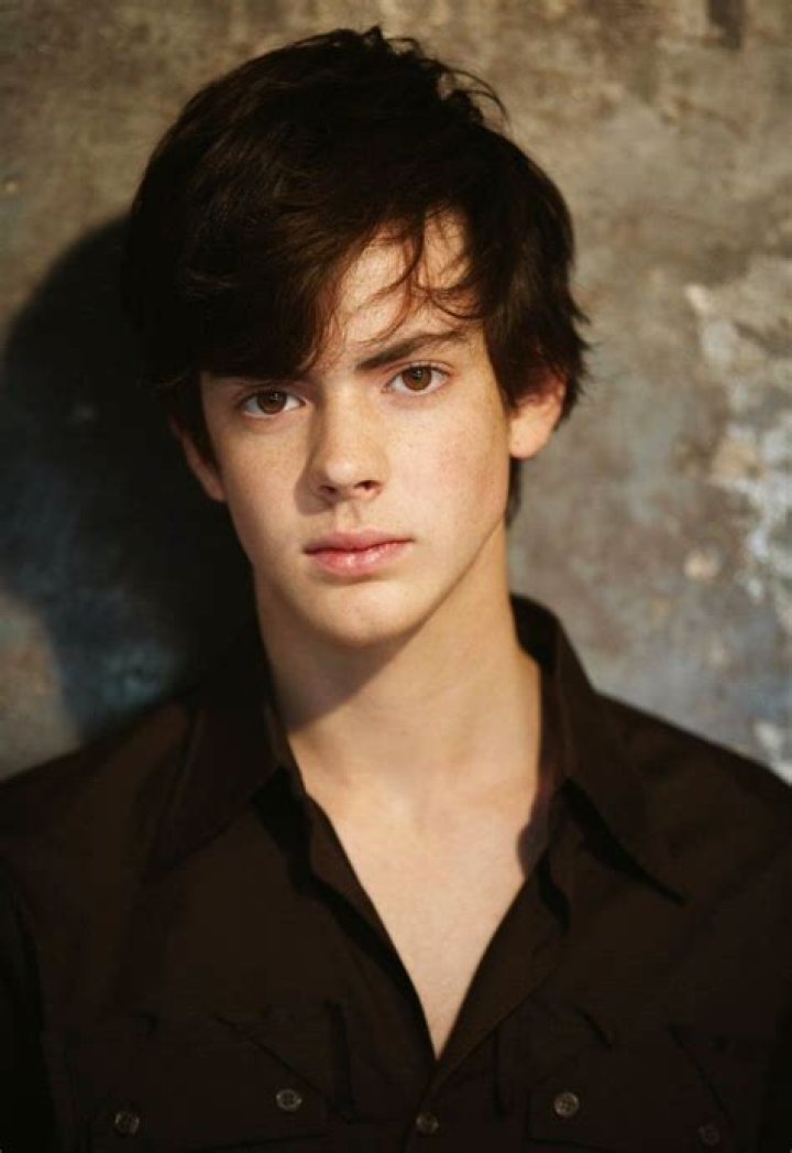 Where is Skandar Keynes now? Wife, Age, Height, Net Worth |