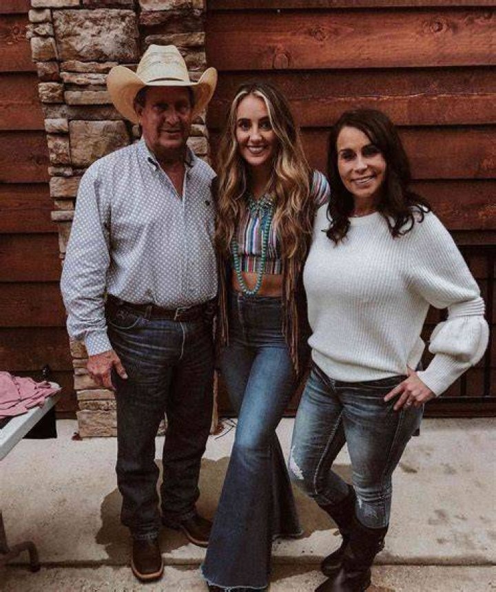 Who are Lainey Wilson Parents Meet Brian and Michelle Wilson