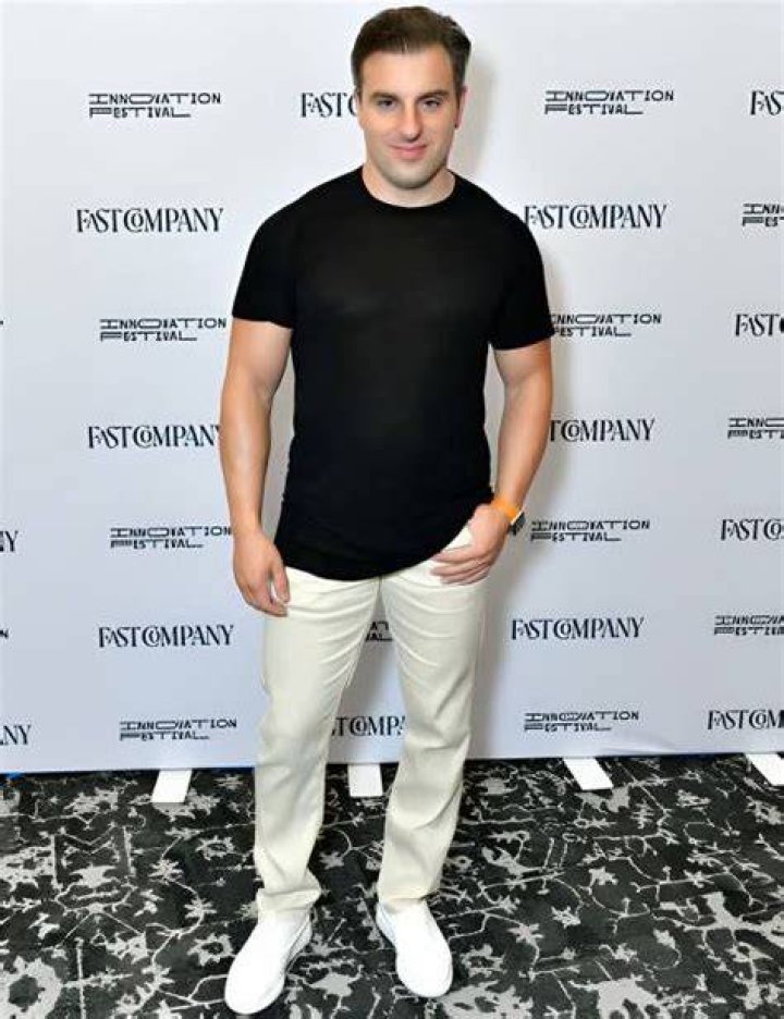 Who Is Brian Chesky? Wiki, Age, Height, Net Worth, Wife, Marriage
