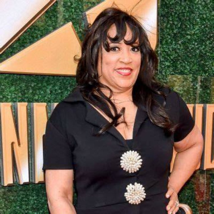 Who is Jackee Harry? Wiki, Age, Husband, Height, Net Worth, Ethnicity, Career (Biographygist)