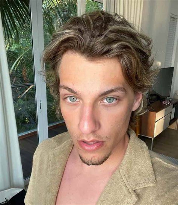 Who is Jake Bongiovi? Age, girlfriend, parents, height, profiles, net