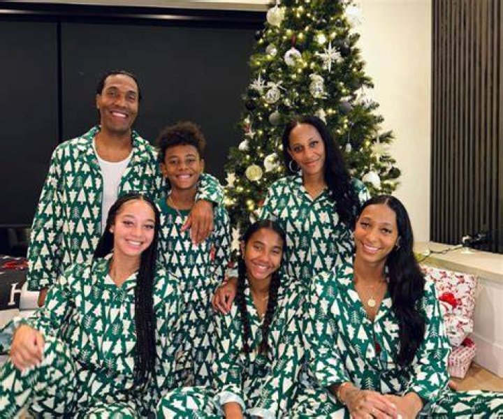 Who Is Kaci Houshmandzadeh? T.J. Houshmandzadeh Wife