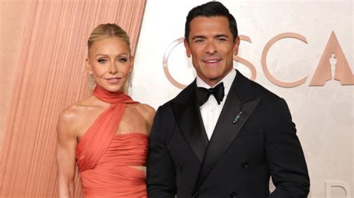 Who Is Kelly Ripa Married To? - The Ultimate Guide