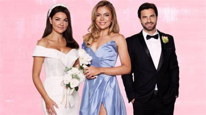 Who is MAFS' newest expert Dr. Pia Holec?