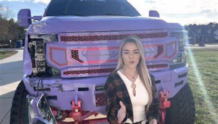 Who is Makayla Weaver and what happened with her lifted truck accident