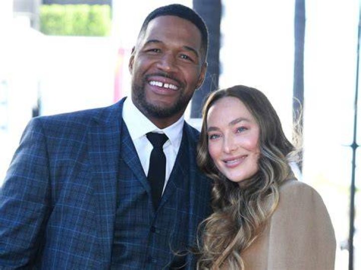 Who Is Michael Strahan Dating, Married, Wife, Children, Net Worth, Girlfriend, Instagram