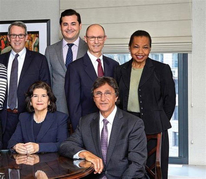 Who Is New York Lawyer Nick Akerman? Wikipedia, Wife, Kids, Net Worth