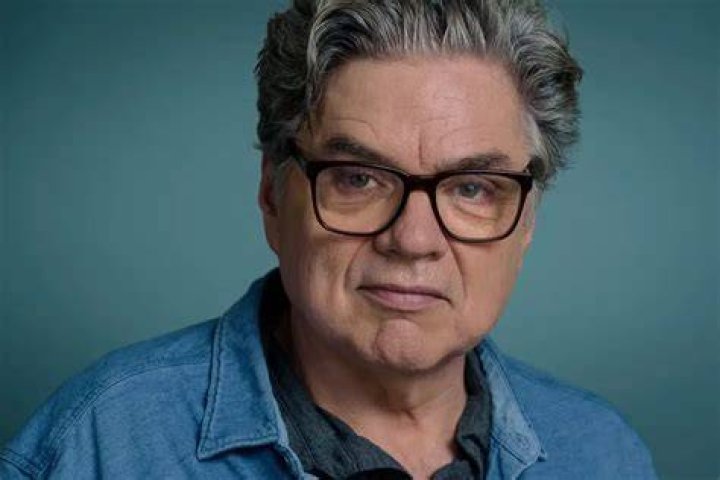 Who Is Oliver Platt? Wiki, Age, Height, Wife, Net Worth, Kids, Career