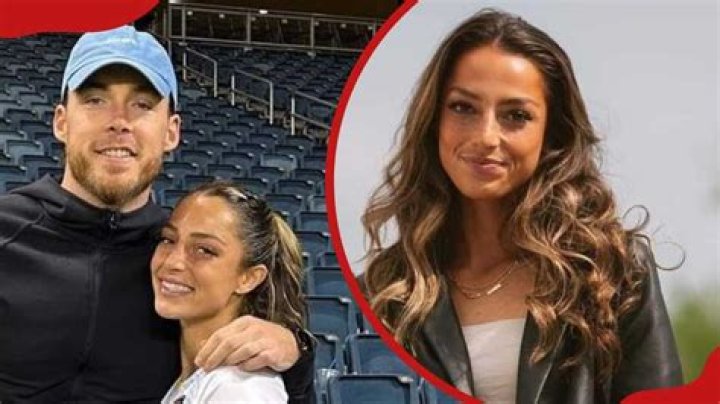 Who Is Pat Connaughton Wife? Everything About His Relationships correo
