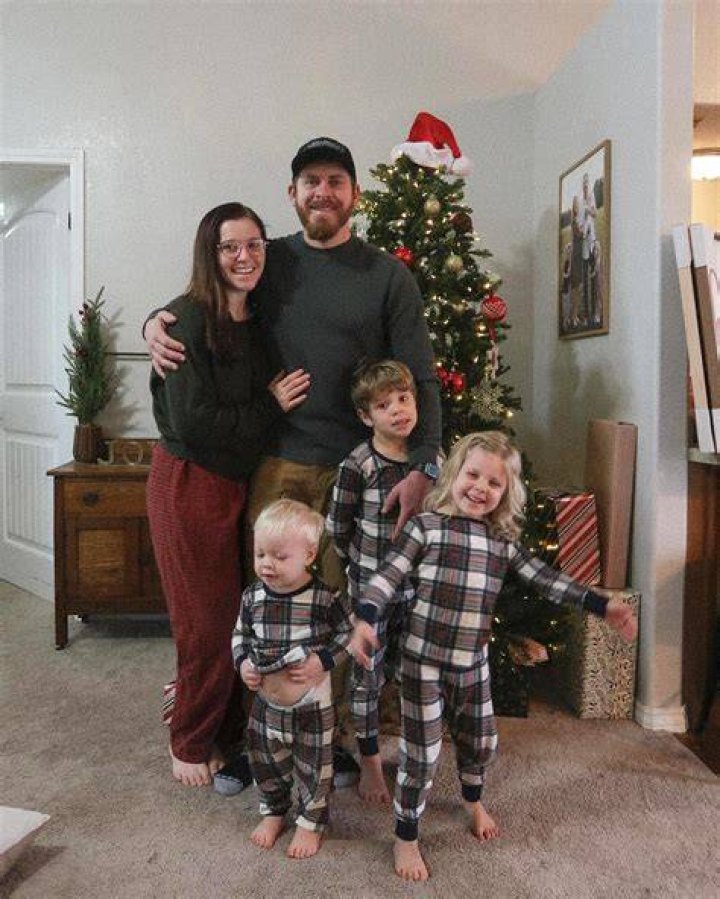 Who Is Steve Grywul? Meet Allison Forsyth Husband? Married Life And Kids ·