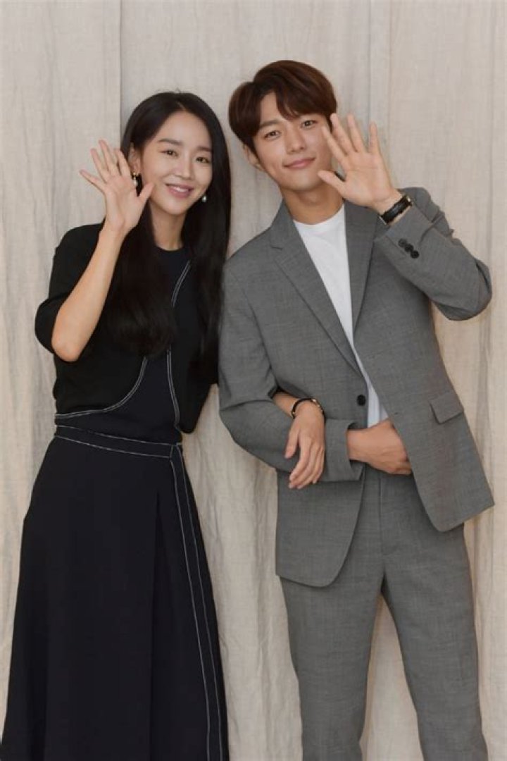 Who's Shin Hye Sun's Real-Life Boyfriend? Uncover The Truth