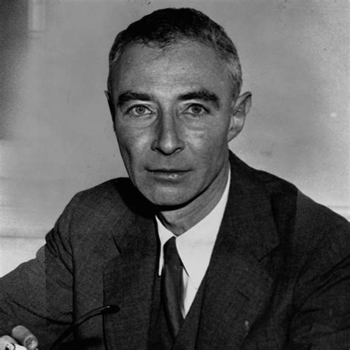 Who was J. Robert Oppenheimer? What to know about atomic bomb physicist