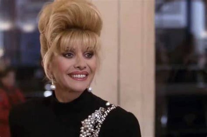 Why Did Ari's Fate Unfold In First Wives Club?