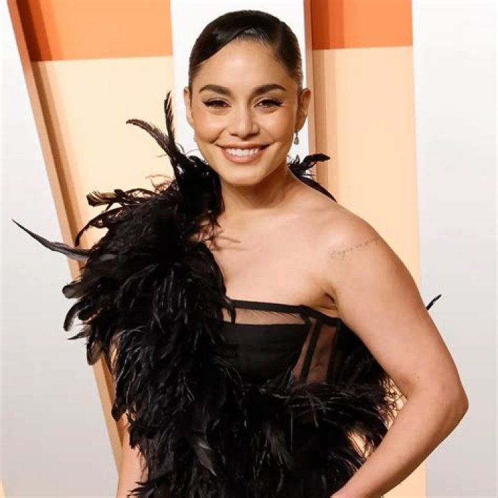 Williams Biography, Age, Boyfriend, NetWorth & More