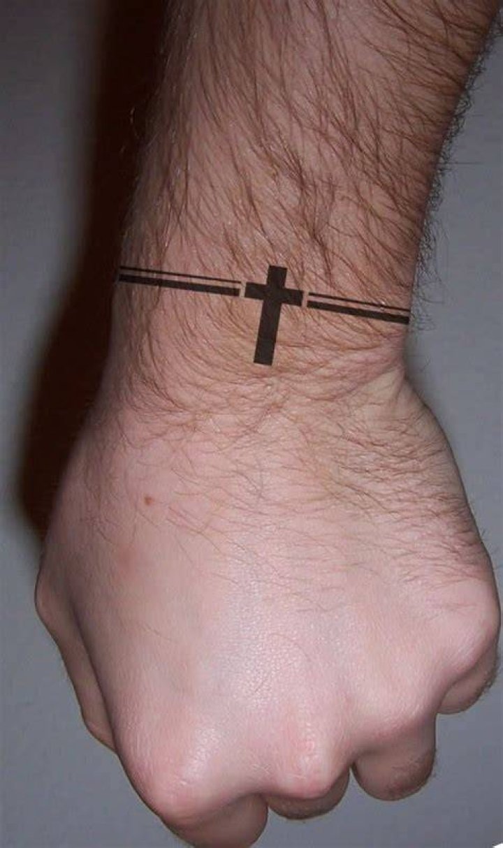Wrist Tattoos for Men Peque&ntilde;os dise&ntilde;os de tatuajes, Tatuajes para