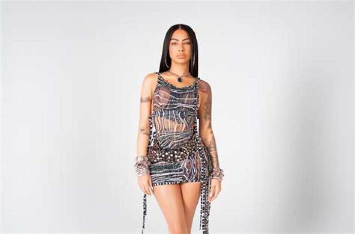 Yailin La M&aacute;s Viral Is Back On Instagram & Posted About Anuel AA Amid