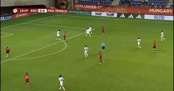 &Euml;sht&euml; ve&ccedil; 15 vje&ccedil;ar Talenti i Bar&ccedil;&euml;s, Lamine Yamal sh&euml;non eurogol p&euml;r