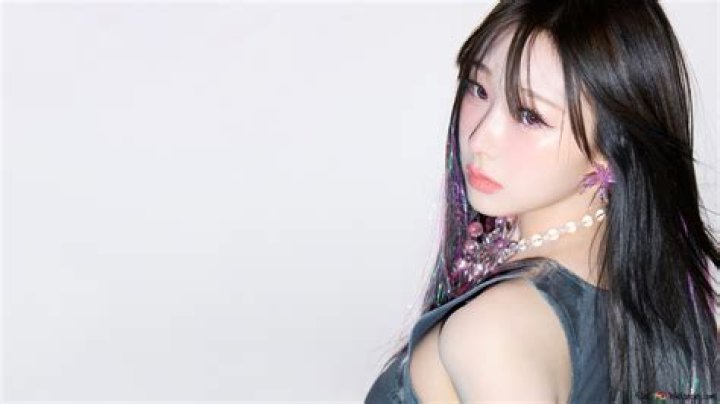 220109 aespa Giselle 'Dreams Come True' at Inkigayo kpopping